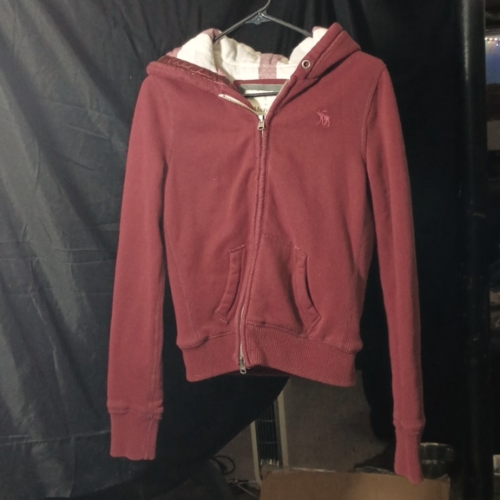 Children's size large Abercrombie and finch hooded zip-up sweater